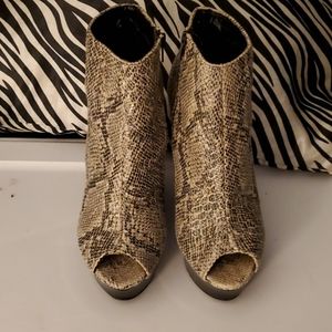 PARTY ANIMAL SNAKESKIN WEDGES